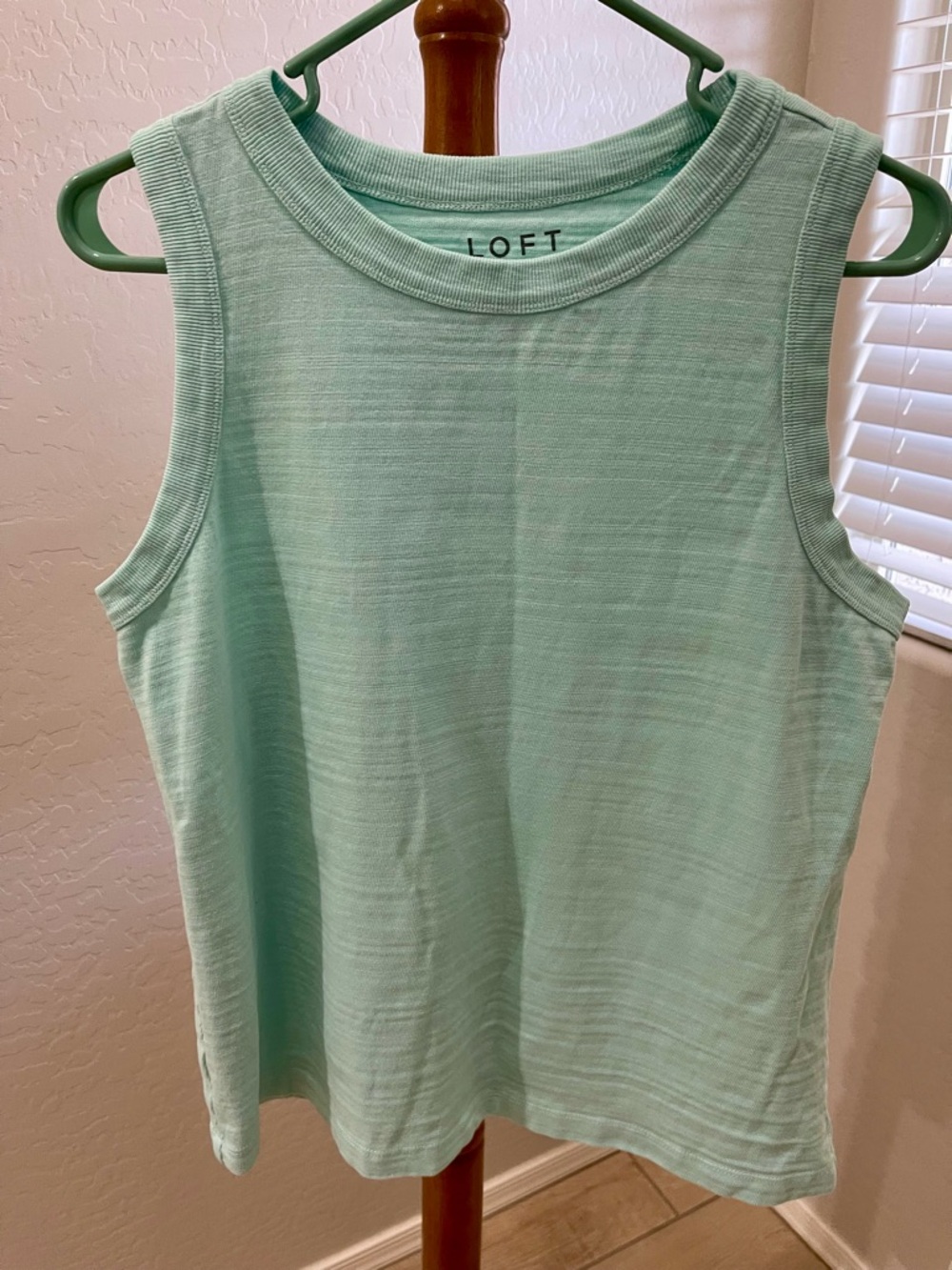 LOFT Mint/ sea glass Green Ribbed Scoop Harbor tank top 
Size Large